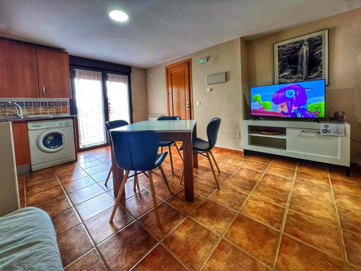 Hostal La Colmena Vicolozano Εξωτερικό φωτογραφία